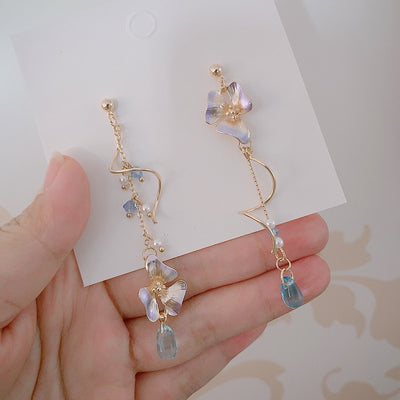 Asymmetrical Flowers Light Blue Dangle Earrings | dainty earrings | jewelry with meaning | soul charms