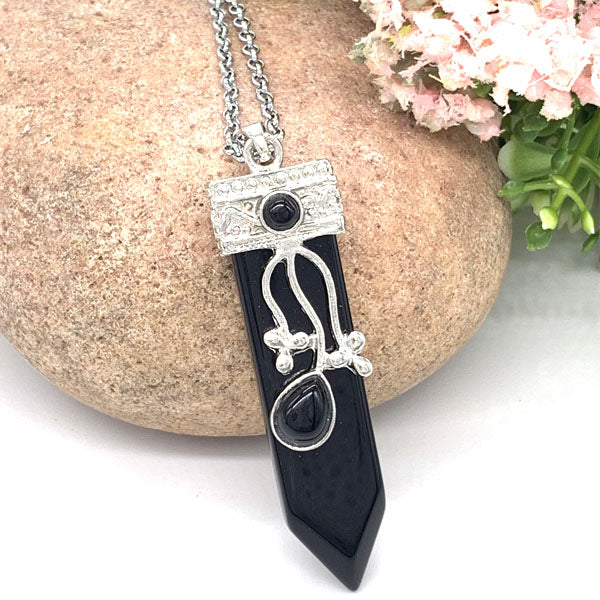 Flora Wand Necklaces - Black Agate Flora Embroidered Crystal Wand Pendant Necklace