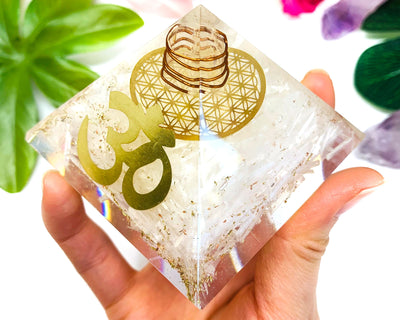Energy Clearing Selenite Orgone Pyramid | Crystal Orgonite Pyramid EMF Protection | Crystals for Positivity, Reiki Healing Energy Generator